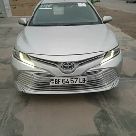 Toyota Camry 2020
