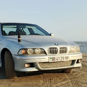 BMW E39 2000