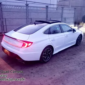 Hyundai Sonata 2022