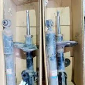 Амортизатор рав4