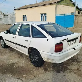 Opel Vectra 1992