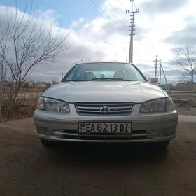 Toyota Camry 2001