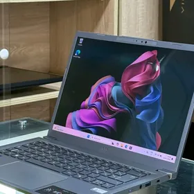 Ultra 7| 32-1 TB|Aspire 14