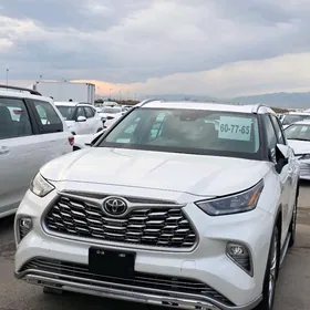 Toyota Highlander 2022