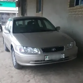 Toyota Camry 2000