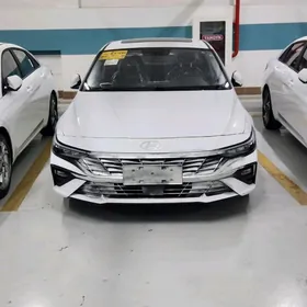 Hyundai Elantra 2026