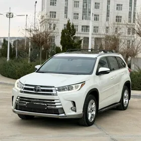 Toyota Highlander 2018