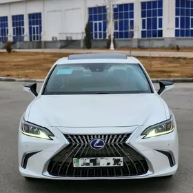 Lexus ES 350 2021