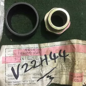 Распорная втулка и гайка