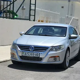 Volkswagen CC 2011