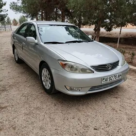 Toyota Camry 2004