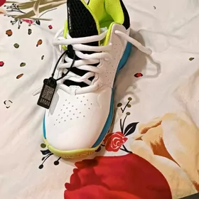 кросовки для тенниса