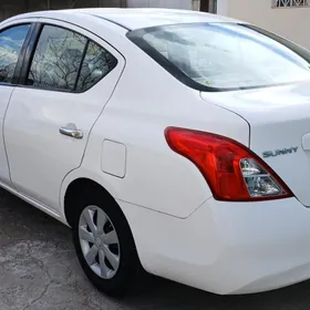 Nissan Sunny 2013