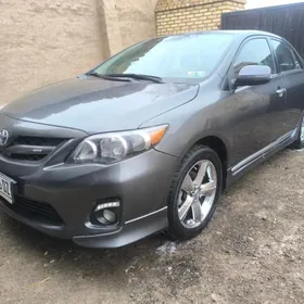 Toyota Corolla 2012