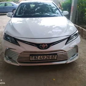 Toyota Camry 2020