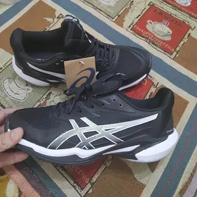 asics krasofka