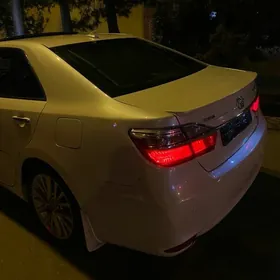 Toyota Camry 2013
