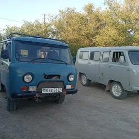 UAZ 2206 2000