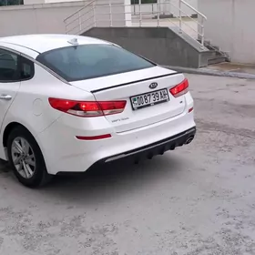 Kia Optima 2020