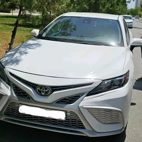 Toyota Camry 2023