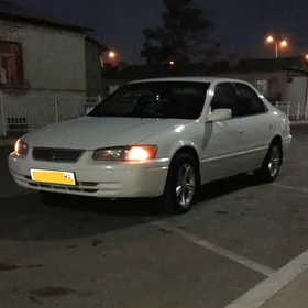 Toyota Camry 1997
