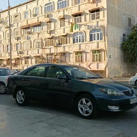 Toyota Camry 2005