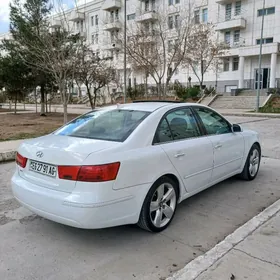 Hyundai Sonata 2009
