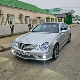 Mercedes-Benz E350 2005