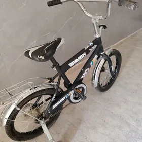 Детский велосипед.