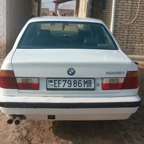 BMW 525 1990