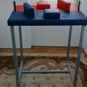 стол для армрестлинга