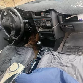 Opel Vectra 1992