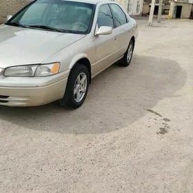 Toyota Camry 1997