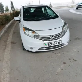 Nissan Versa Note 2016