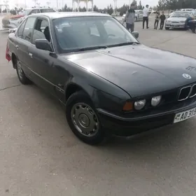 BMW E34 1990