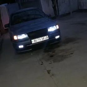 Opel Vectra 1989