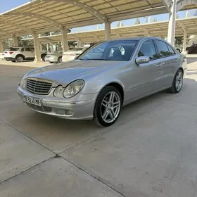 Mercedes-Benz E320 2003