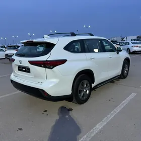 Toyota Highlander 2022