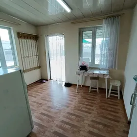 Безмеин 6 сот 3 ком