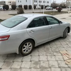 Toyota Camry 2010