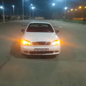 Daewoo Lanos 1999
