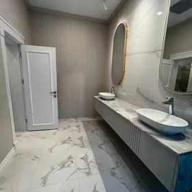 Ахабад молл офис на продажу