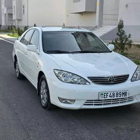 Toyota Camry 2005