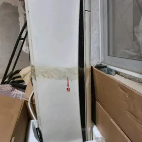 Mercury kondisioner 18lik