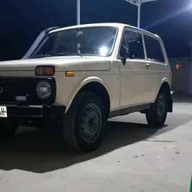 Lada Niva 1992
