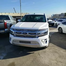 Ford Expedition 2022