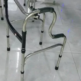 инвалидные ходунки