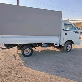Hyundai H100 1997