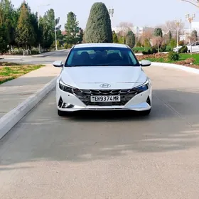 Hyundai Elantra 2021
