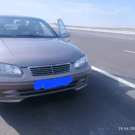 Toyota Camry 1999